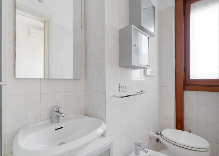 Pagano - Salutati - Ampio E Luminoso Trilocale Apartmán *